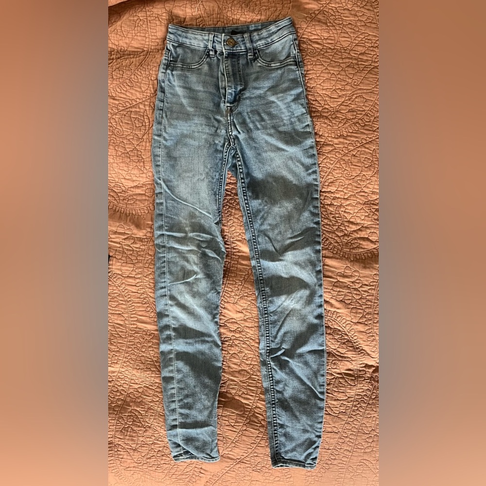 H&M Divide Skinny Jeans
